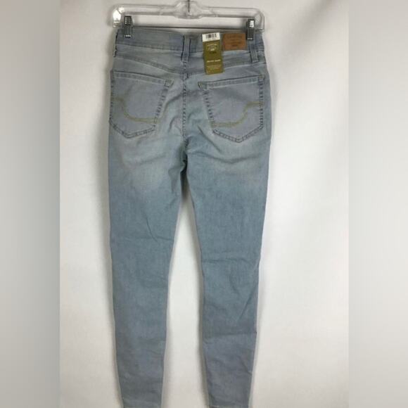 Signature Levi High Rise Jeggings 7 28W Light Wash - Picture 4 of 9